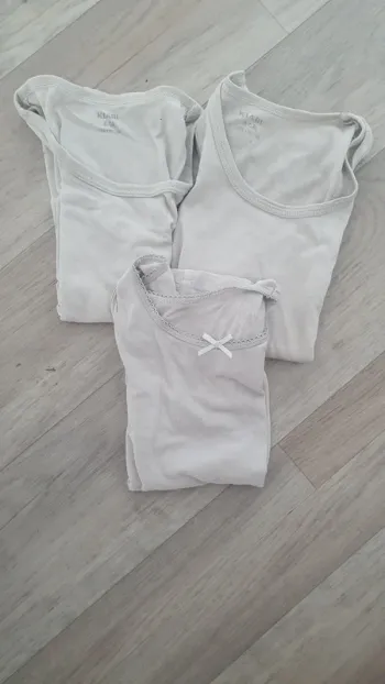Lot de 3 maillots de corps blanc kiabi 4 ans