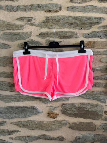 Short taille xl neuf