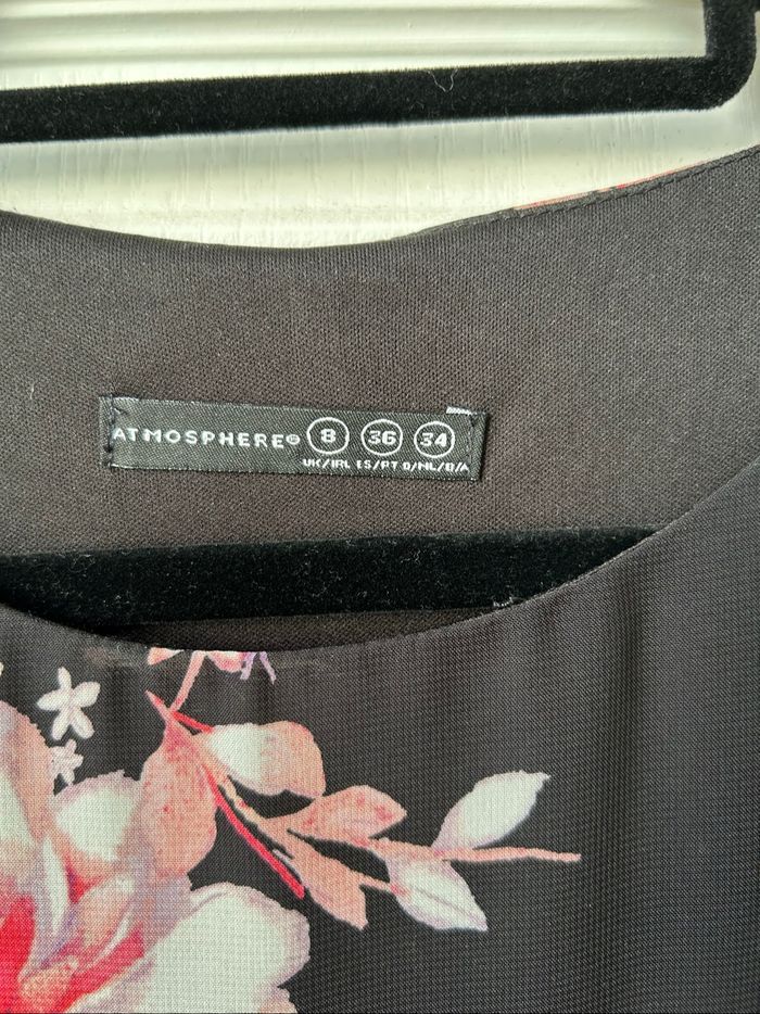 robe/tunique fleurie, motifs floraux roses taille 36 - photo numéro 2