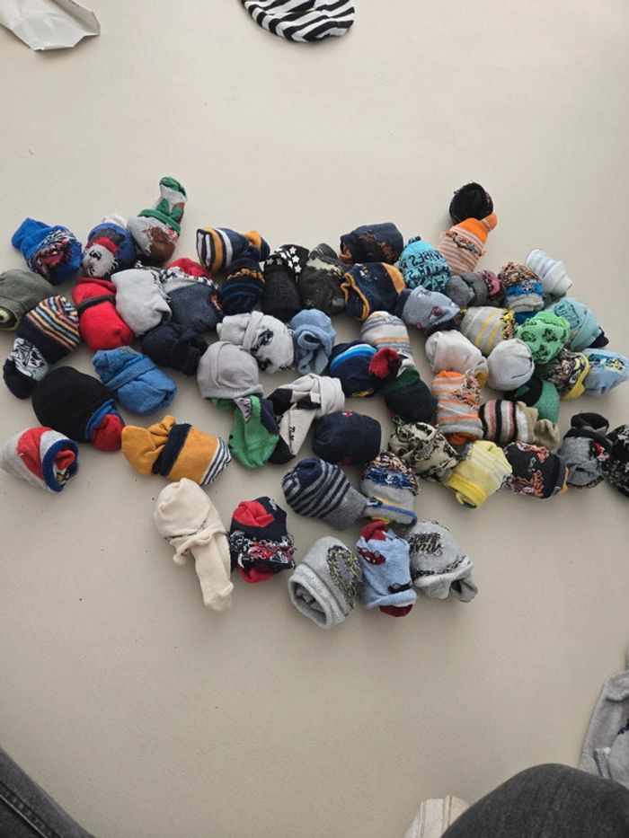Gros lot de chaussettes en 23-26