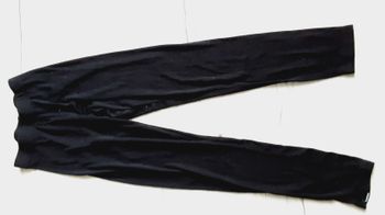 Vêtement femme pantalon type legging noir Décathlon taille M