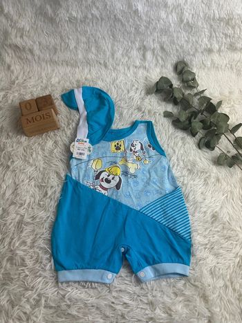 Barboteuse avec casquette Kika baby taille 3-6 mois