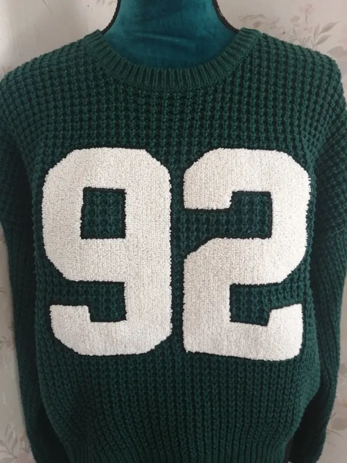 Pull en maille vert foncé avec 92 brodé / fb sister / (L) - photo numéro 4