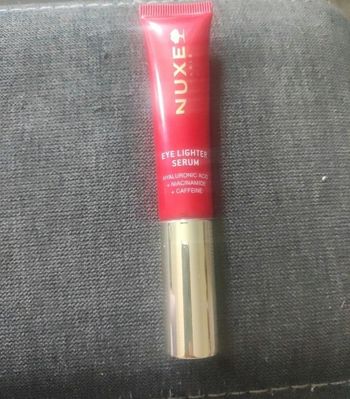 Eye lighter sérum Nuxe neuf 