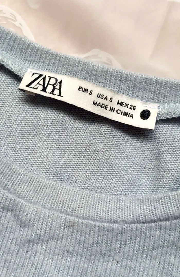 Top court Zara bleu en maille - photo numéro 4