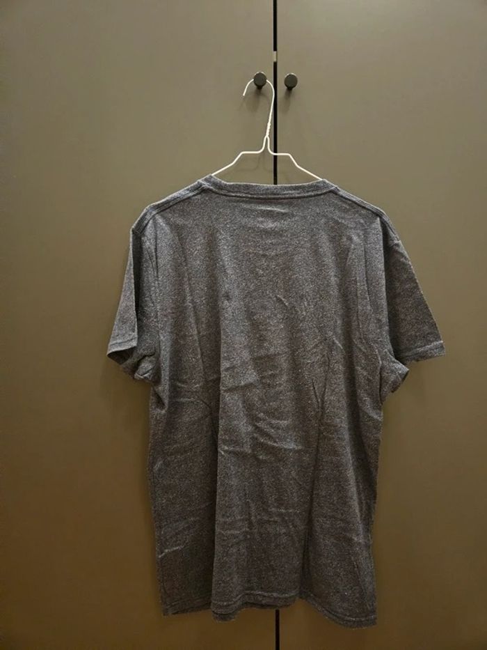 T-shirt Hollister - photo numéro 3