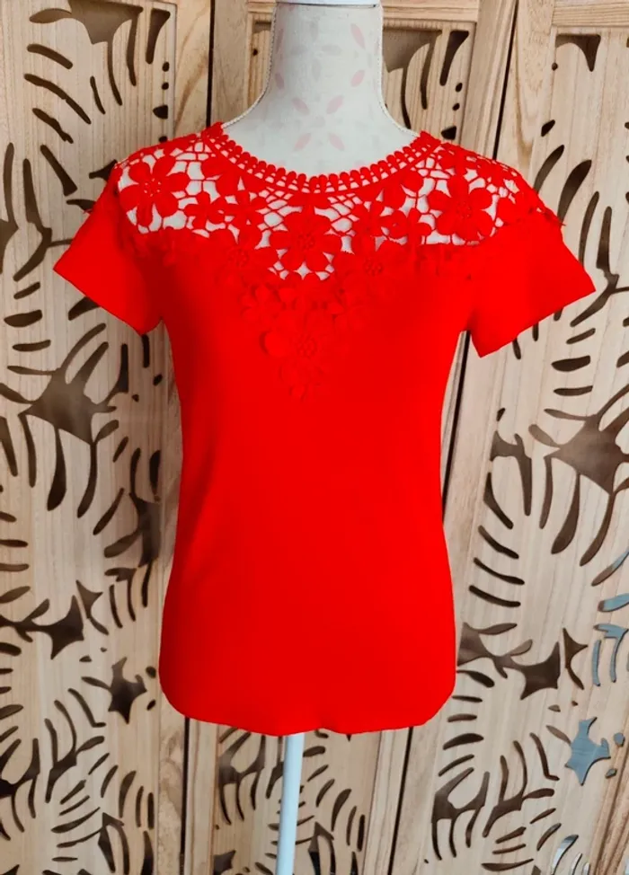 Tee shirt brodé fleurs TS/M Foresta Bella - photo numéro 4