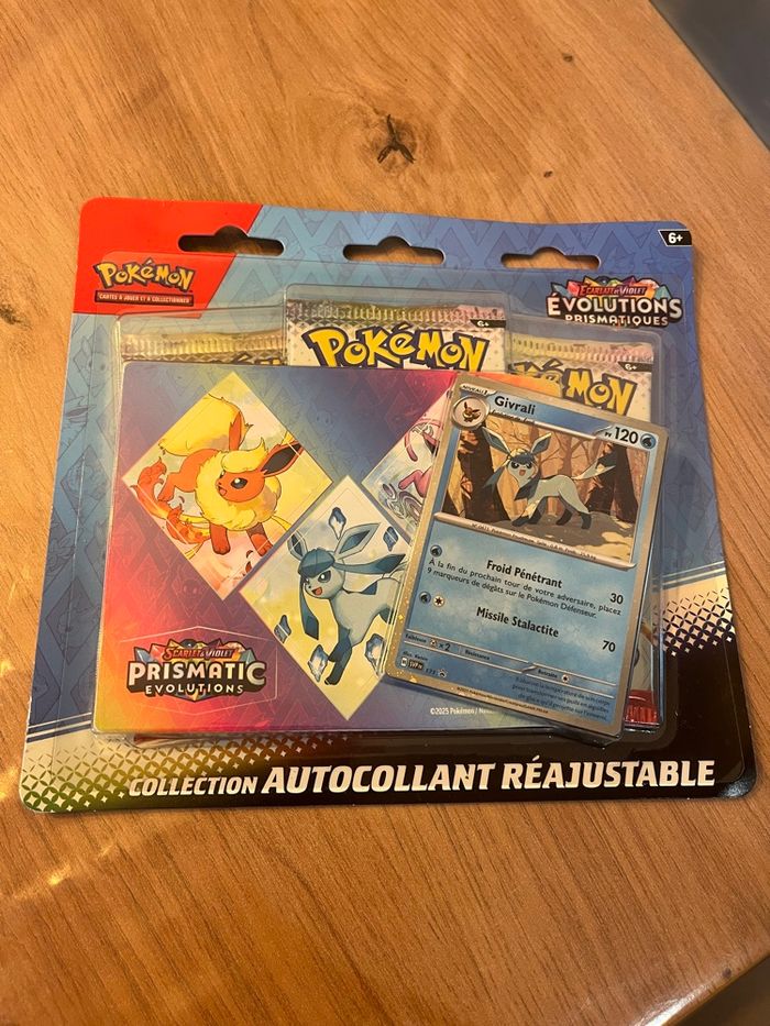 Pokémon Tripack Évolution Prismatique Modèle Givrali