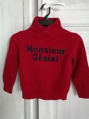 Pull garçon tape à l' oeil