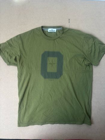 T-shirt Stone Island taille XL vert
