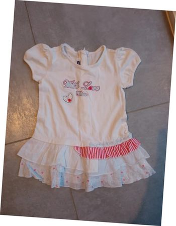 Superbe robe 6 mois
