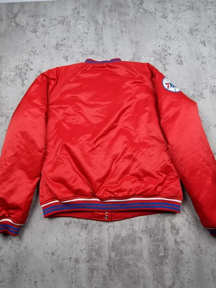 Veste Collège Satinée Rouge Champion Sixers – Taille L Femme (mesures en photos) - photo numéro 2