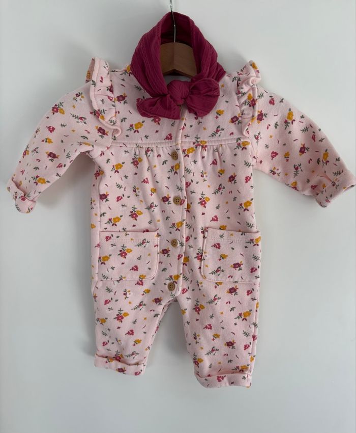 Combinaison fleurie bébé fille avec bandeau - photo numéro 4