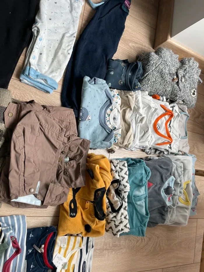 Lot vêtements garçon - photo numéro 4