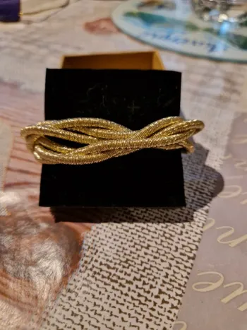 Bracelet ou collier fantaisie