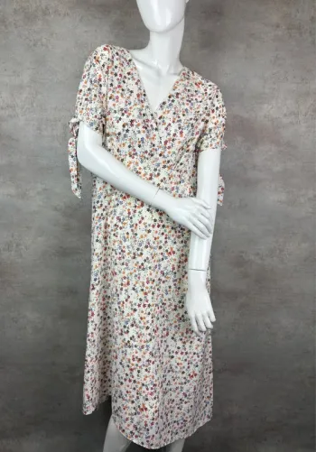 🌸 Robe blanche fleurs colorées Taille 46/XXXL 🌸