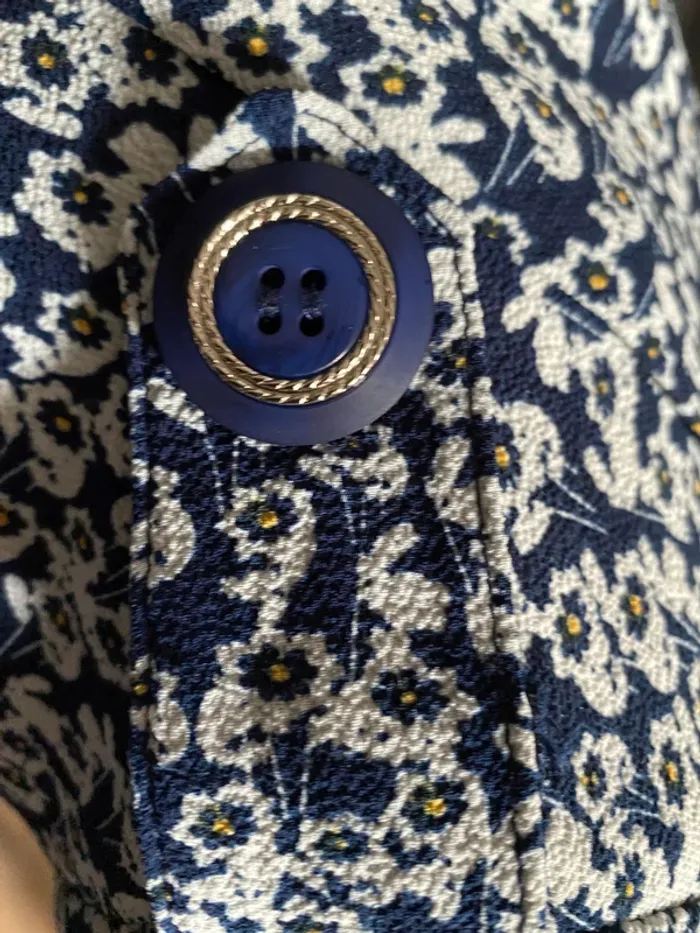 Trench-coat à fleurs Yumi - photo numéro 5