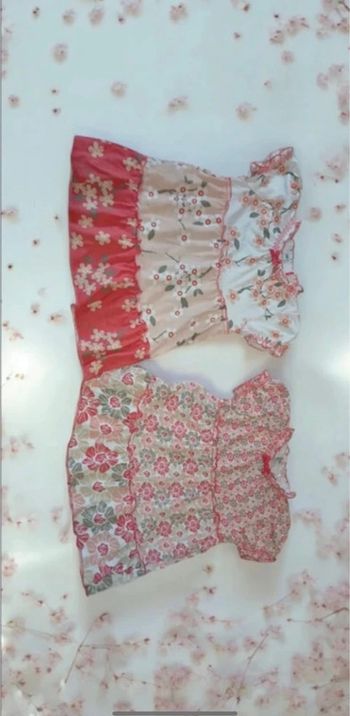 🎀Lots de 2 robe fille 23 mois motif floral neuve 🎀