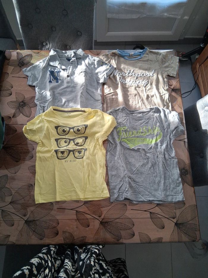 Lo tee shirt 6 ans bon état