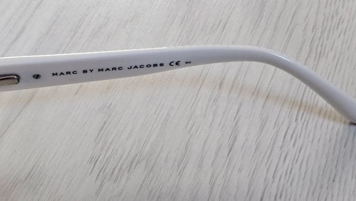 Paire de lunette Marc Jacobs très bon état - photo numéro 4