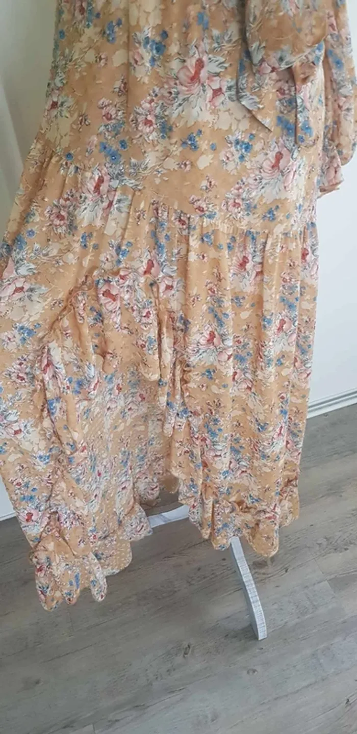 Robe asymétrique / atypique - photo numéro 3