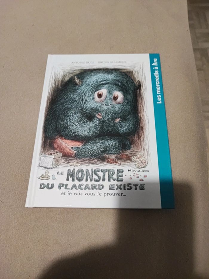 Le montre du placard existe