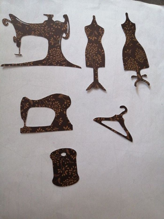 Découpe scrapbooking (K44)