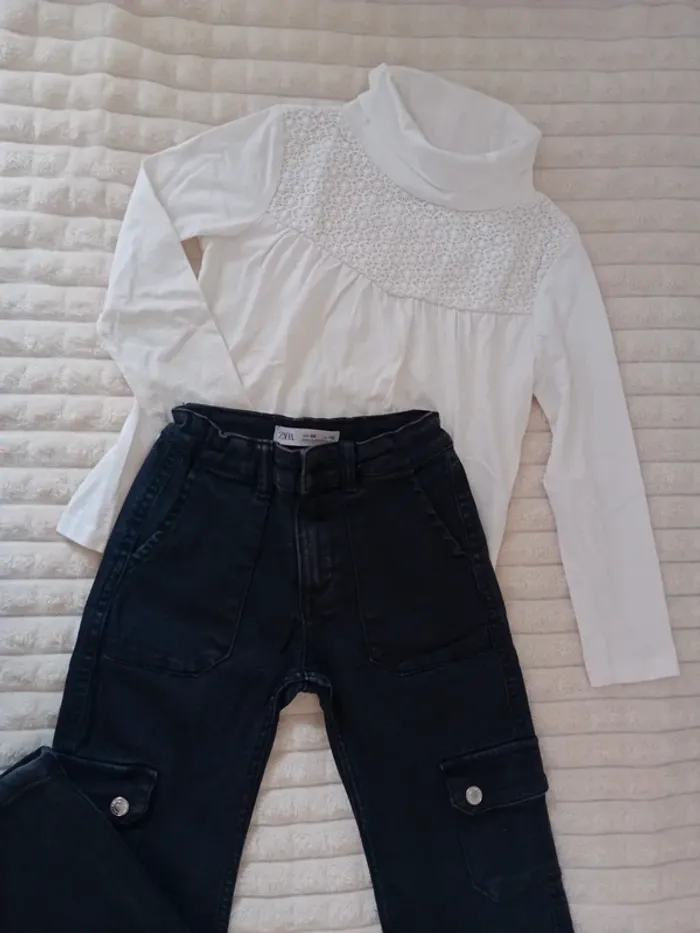 Ensemble fille pull+cargo 6ans 🖤🤍 - photo numéro 2