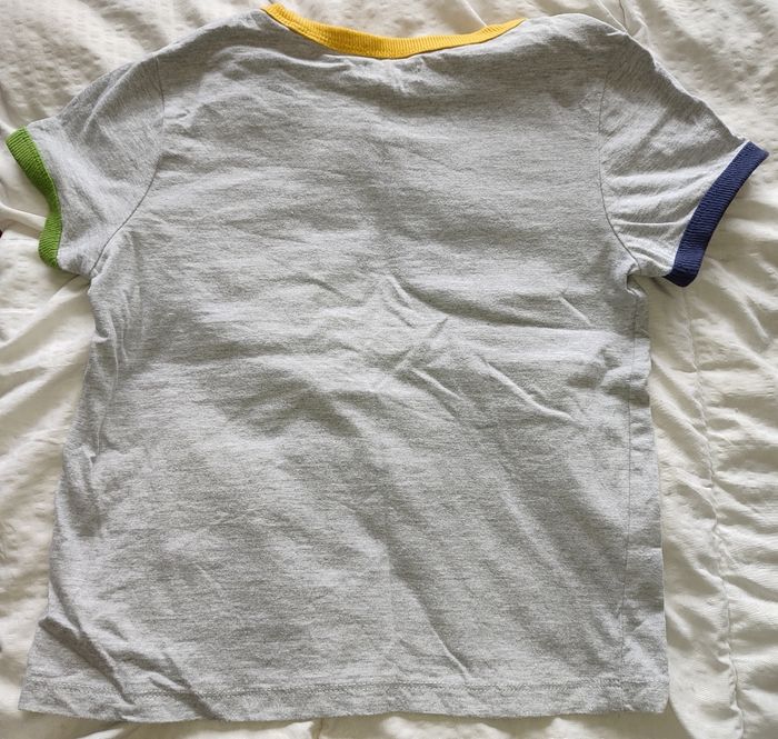 T-shirt garçon 5 ans / Du pareil au même... - photo numéro 3