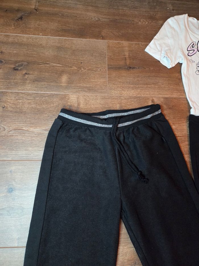 Lot jogging top 12 ans - photo numéro 2