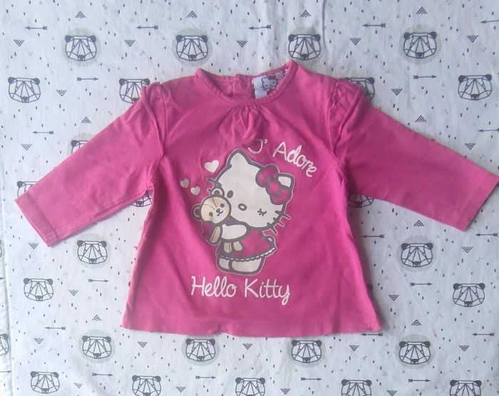 Tee-shirt manches longues taille 9 mois