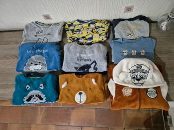 Lot pijamas polaire hiver 2 pieces