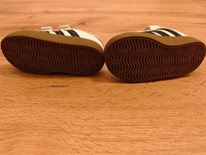 Adidas bébé - T.20 - photo numéro 5