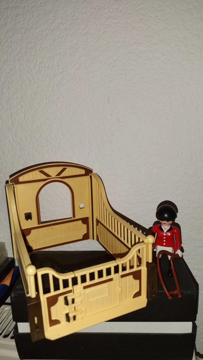 Playmobil 5110 Ecurie cavalière + Box pour Cheval 5110 5112 haras
