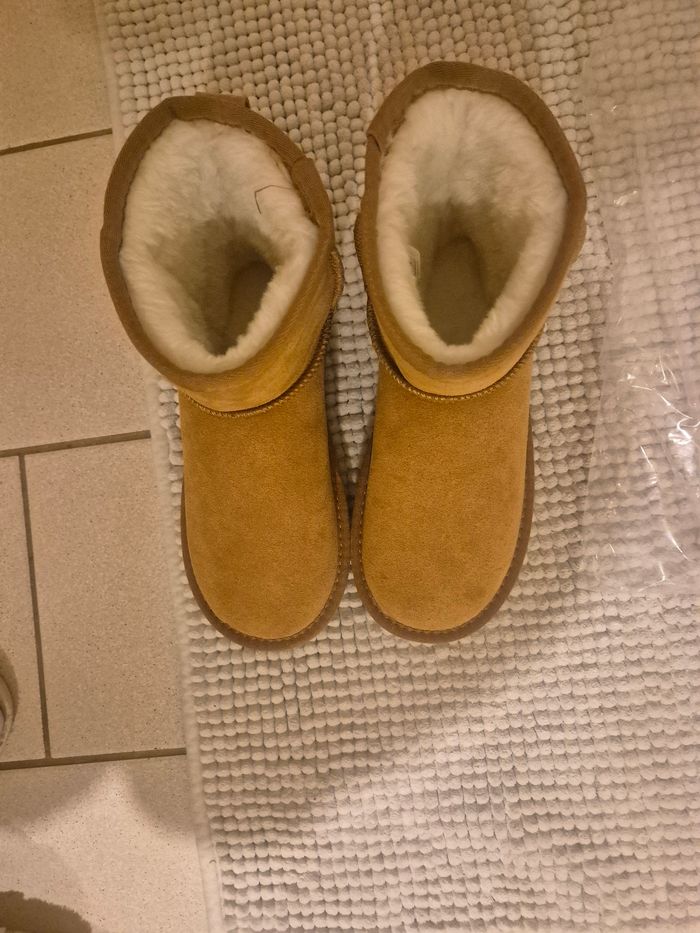 Ugg taille 36 - photo numéro 4