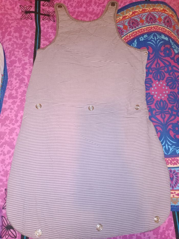 Gigoteuse en très bon état 0 - 6 mois - photo numéro 3