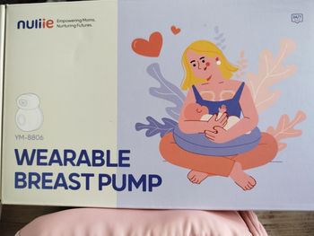 Nuliie Tire Lait Electrique Main Libre avec Sac de Rangement Portable