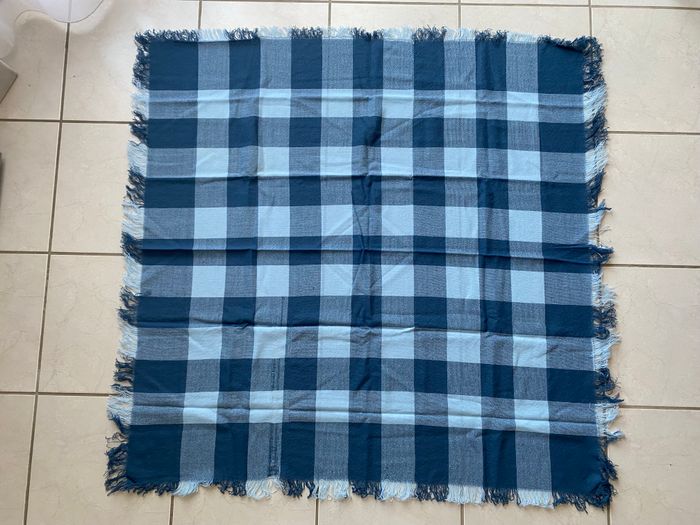 Grande écharpe à carreaux