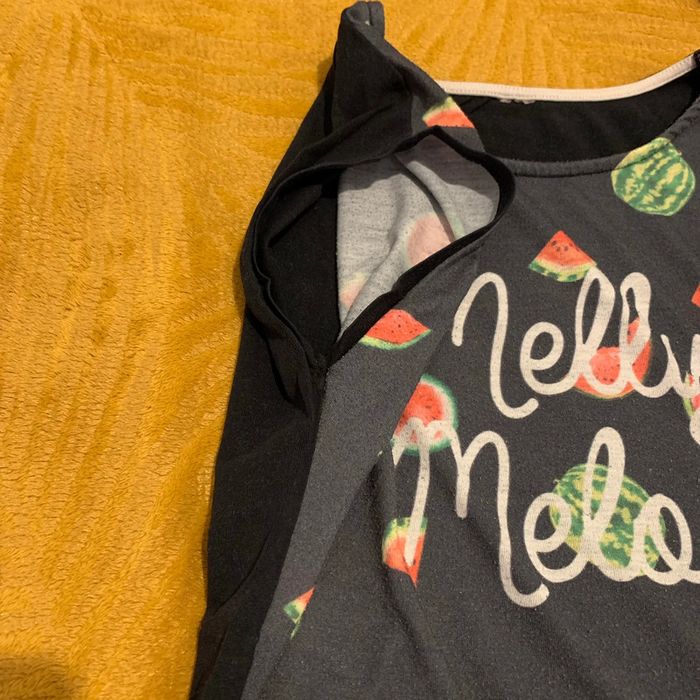 Tee-shirt taille 14ans - photo numéro 2