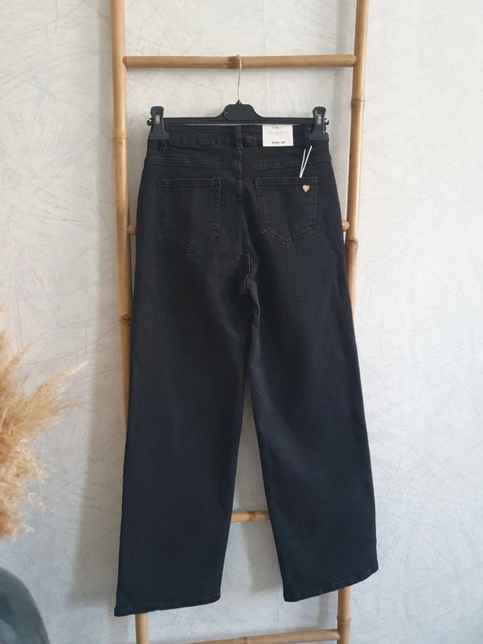 Jean cœur brodé taille 38 - photo numéro 2