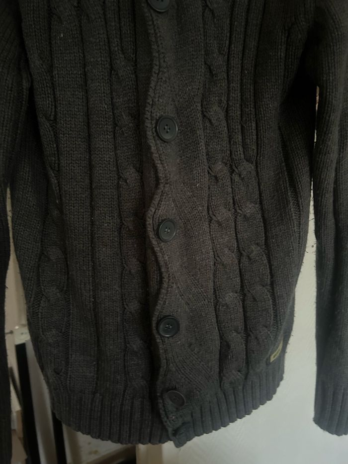 Pull / Gilet épais à capuche à boutons très bon état pour homme taille L couleur gris - photo numéro 3