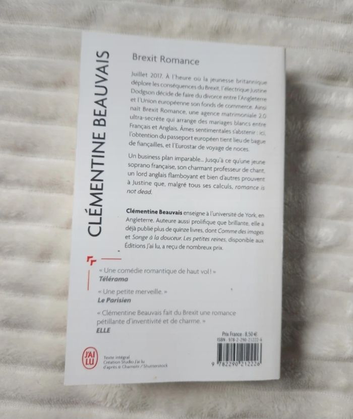 Livre Brexit Romance – Clémentine Beauvais, très bon état - photo numéro 2
