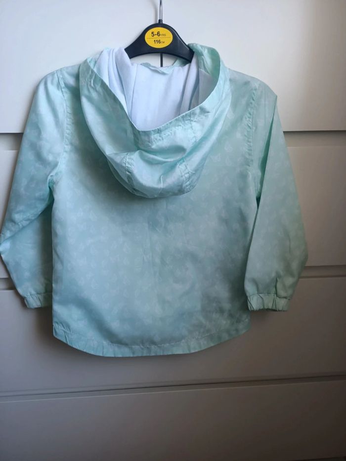 Magnifique petite coupe vent couleur vert d'eau taille 3ans - photo numéro 4