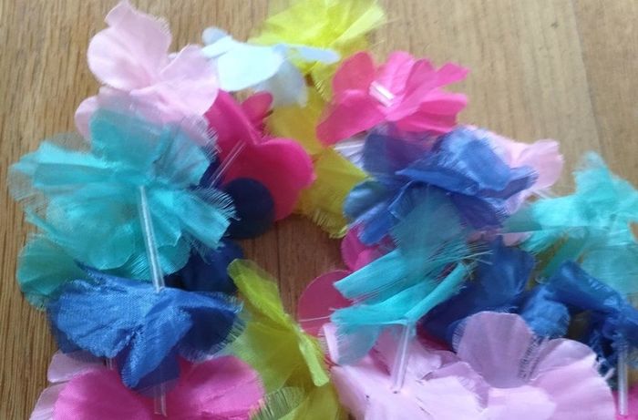 Collier de fleurs multicolore - photo numéro 3