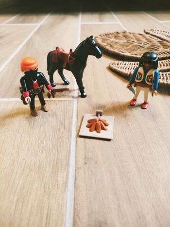 🐎Playmobil lot de figurines Indien, cheval et voleur cow boy western n*2