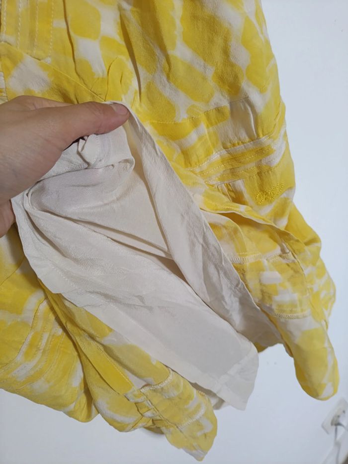 Top en SOIE jaune à motifs abstraits fines bretelles vintage - photo numéro 3