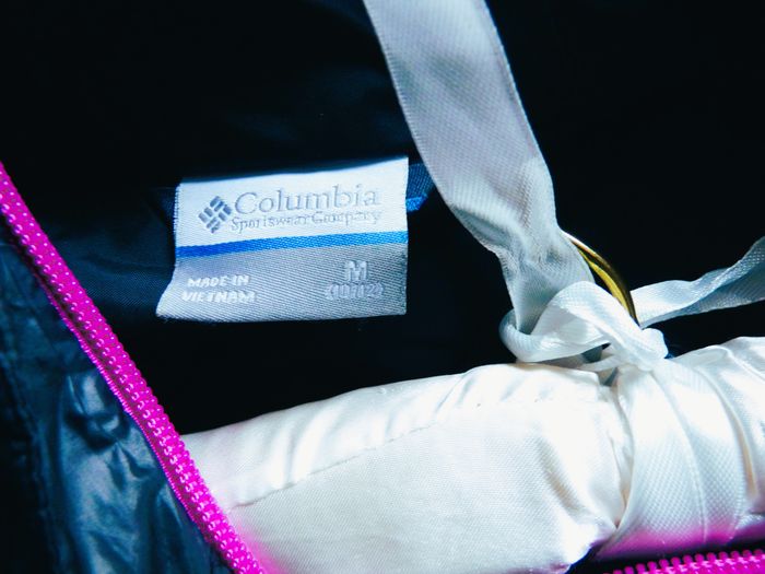 Doudoune Fille columbia 10 ans sport montagne noir rose TBE - photo numéro 3