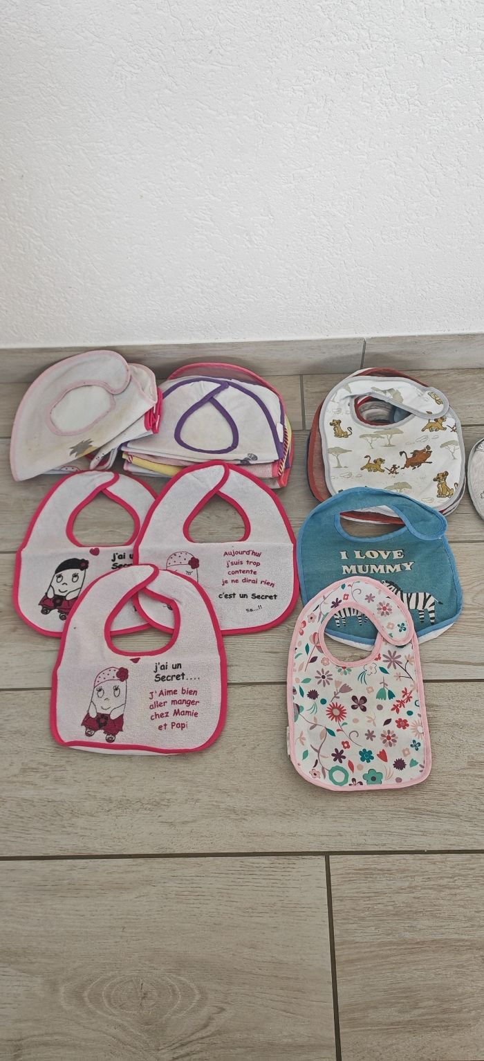 Lots de bavoirs plastifiés
