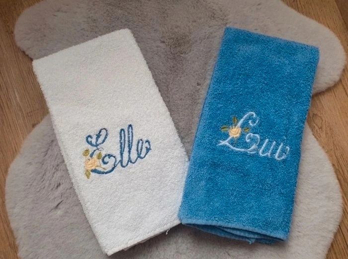 Lot de 2 serviettes bleue et blanche Elle et Lui La Redoute