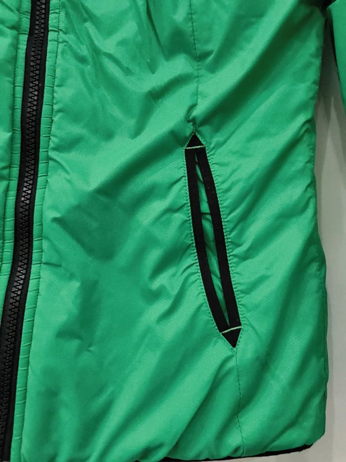 Doudoune fine the North face 10-12 ans - photo numéro 3